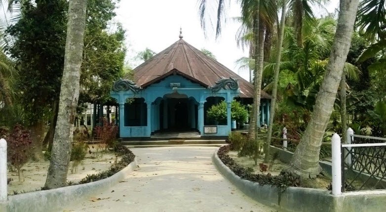 Uttar Kamalabari Satra